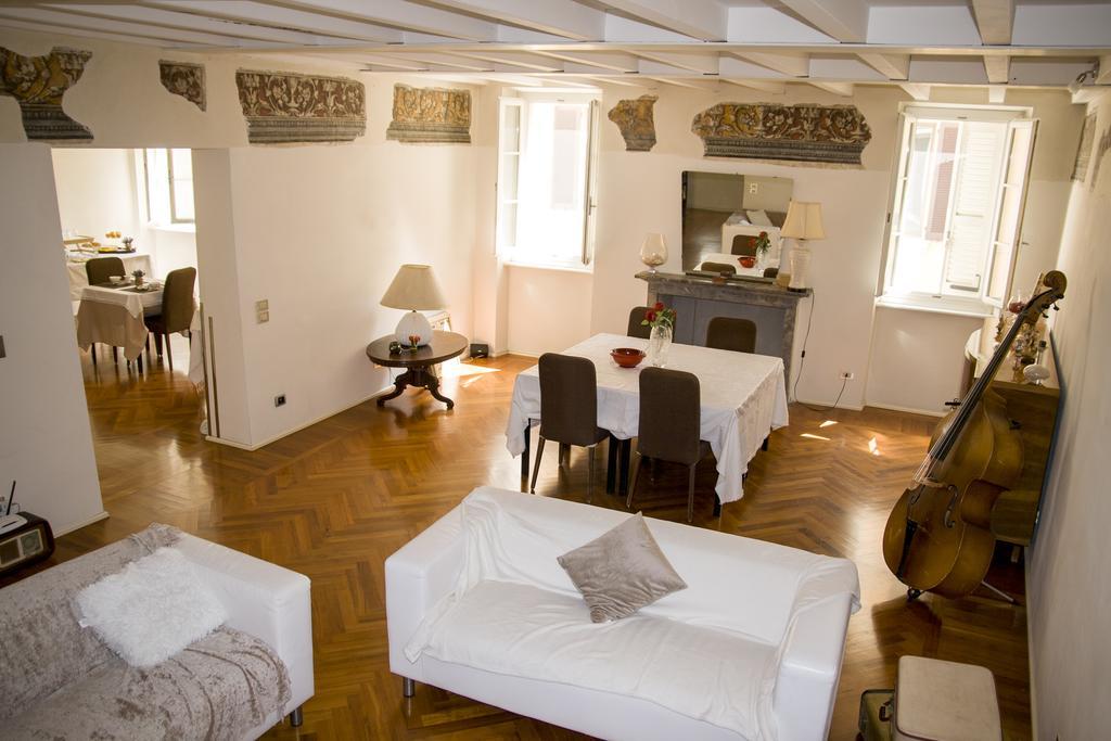 Domus Nova Residenza Il B&B Mantua Buitenkant foto