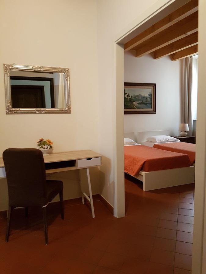 Domus Nova Residenza Il B&B Mantua Buitenkant foto
