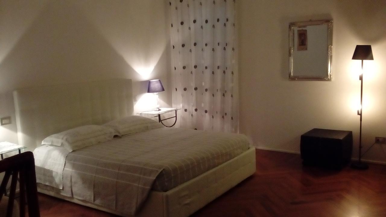 Domus Nova Residenza Il B&B Mantua Buitenkant foto
