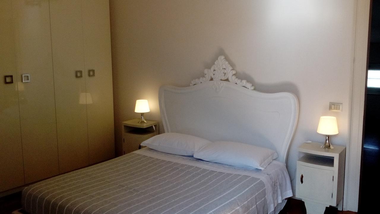 Domus Nova Residenza Il B&B Mantua Buitenkant foto