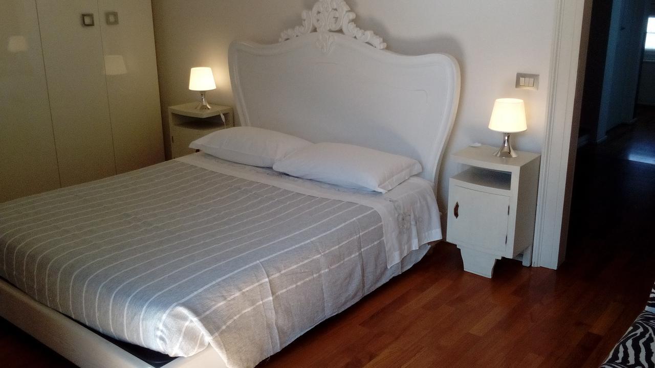 Domus Nova Residenza Il B&B Mantua Buitenkant foto