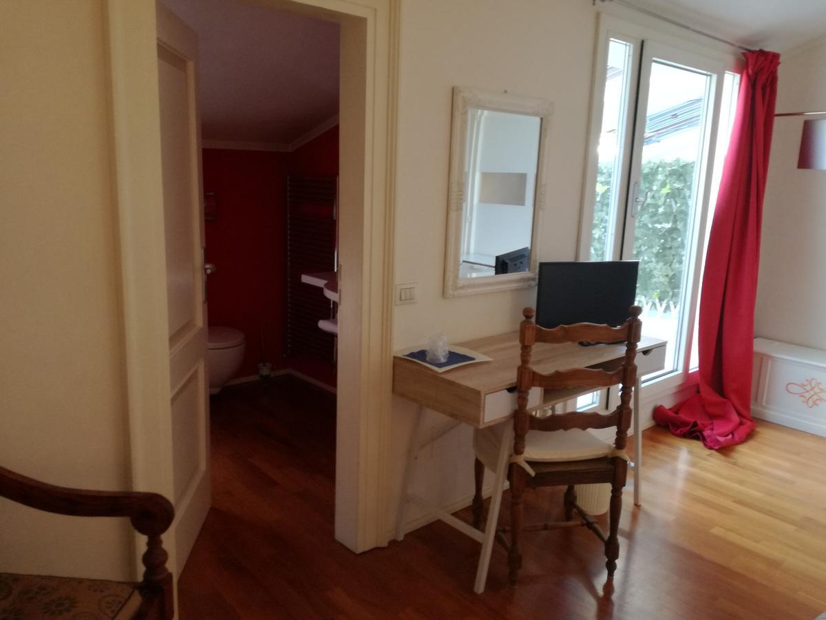 Domus Nova Residenza Il B&B Mantua Buitenkant foto