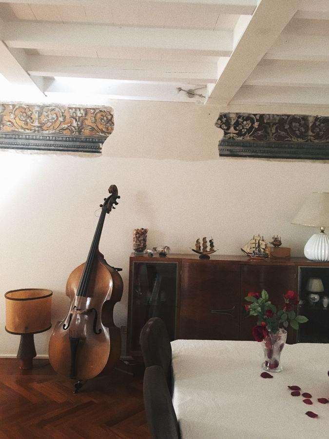 Domus Nova Residenza Il B&B Mantua Buitenkant foto